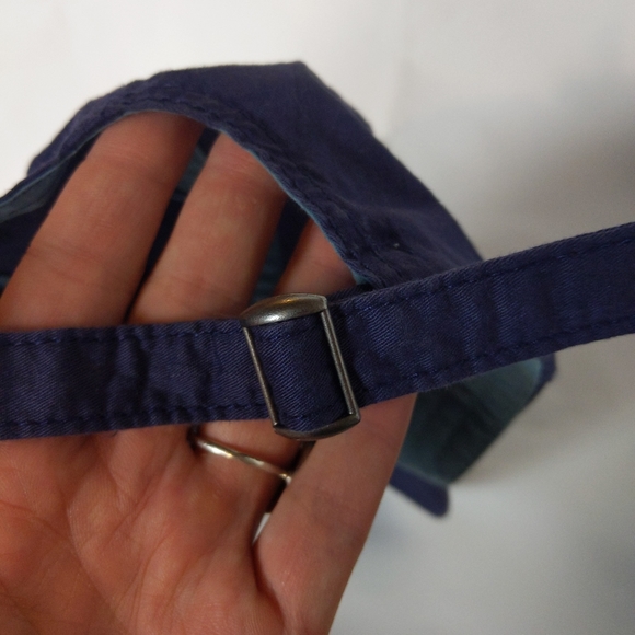 🌿ORIGINAL PENGUIN HAT🌿 - Picture 5 of 6